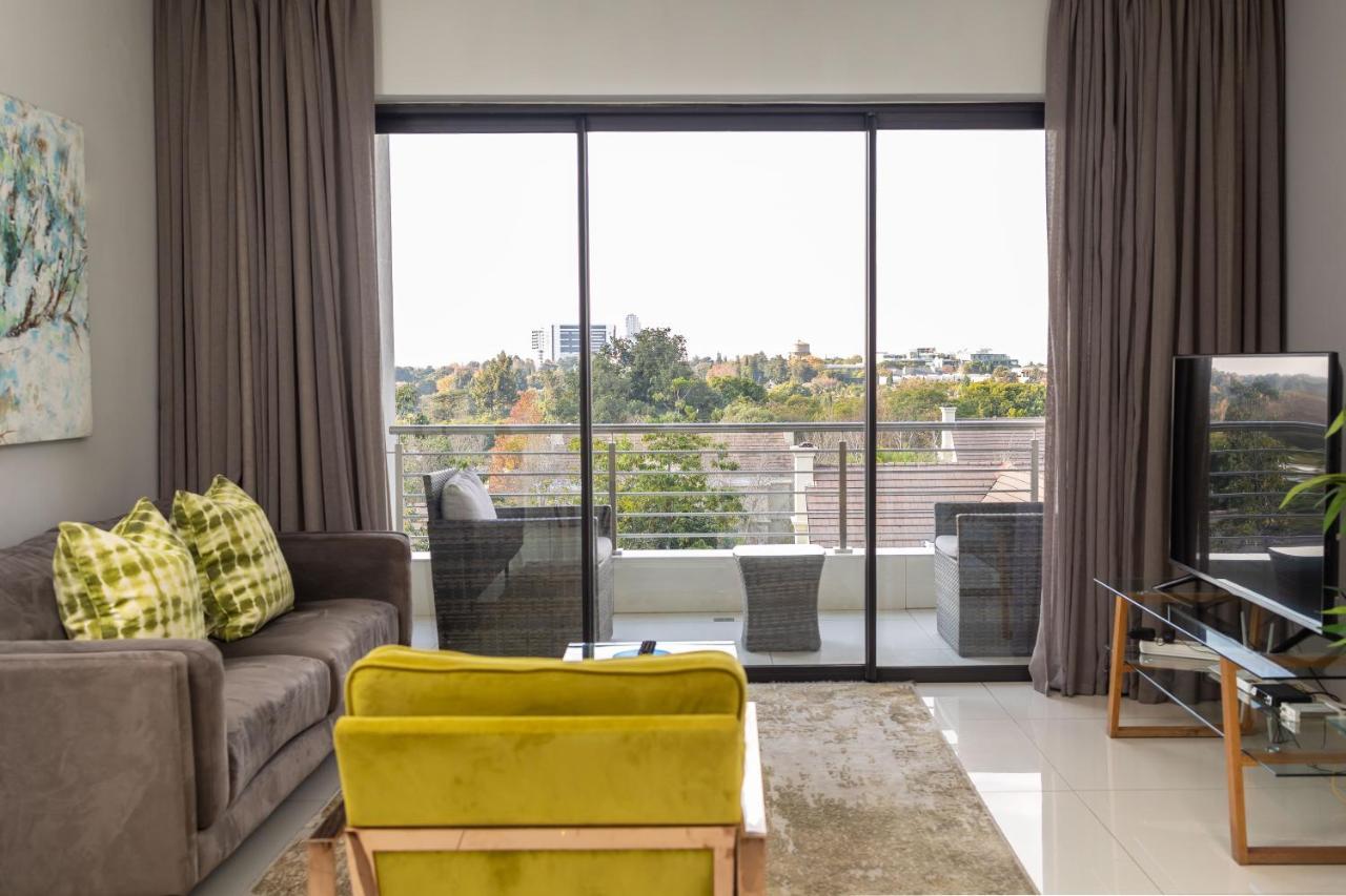 One Hyde Park - Sandton Йоханнесбург Экстерьер фото